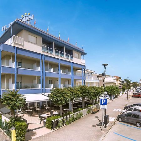 Hotel Odeon Τσέρβια Εξωτερικό φωτογραφία