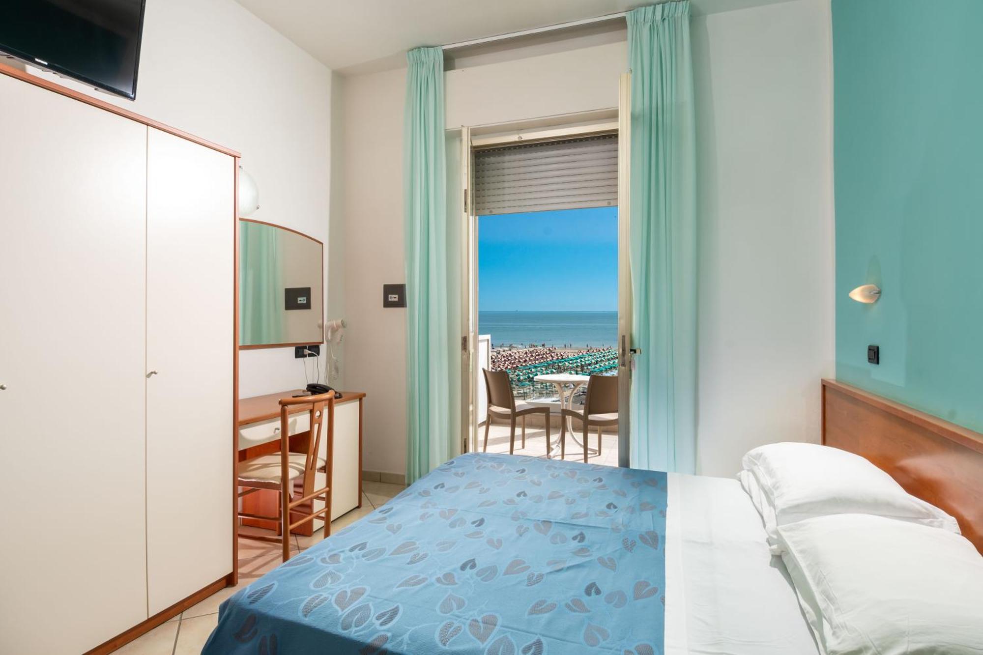 Hotel Odeon Τσέρβια Εξωτερικό φωτογραφία